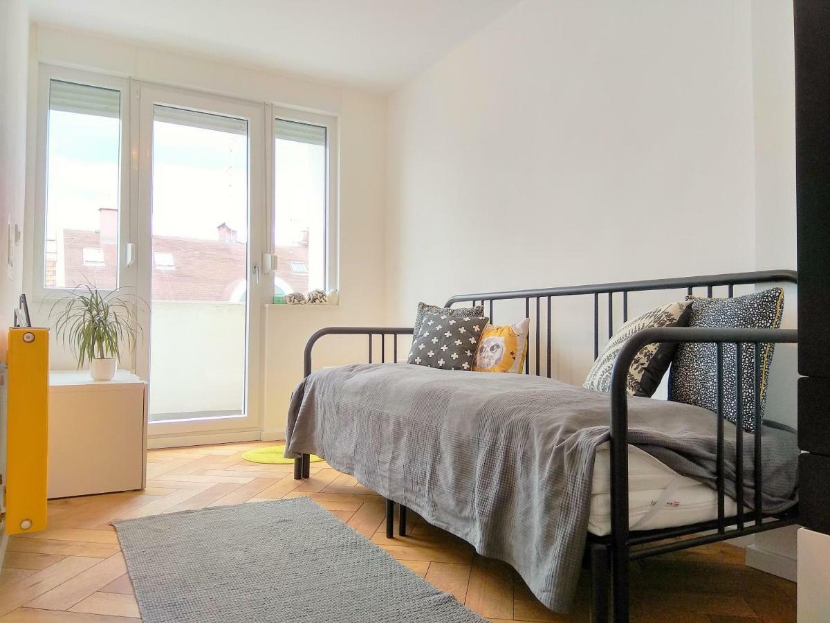 Poet'S Street Apartment Záhřeb Exteriér fotografie